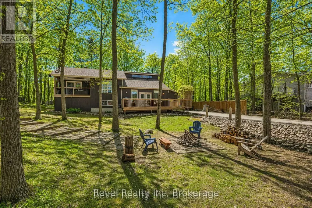 158 Desroches Trail, Tiny